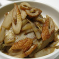 はちれ's cooksnap of when they made ウドうまっ♪　ウドとちくわ煮.