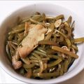 ちびこは's cooksnap of when they made 芋づると豚肉のニンニク醤油炒め！.