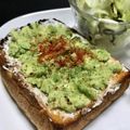 ☆GSSQHY☆'s cooksnap of when they made シンプルに☆ピリ辛アボカドトースト☆.