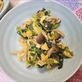 ぱにぱる's cooksnap of when they made ニラとしめじのピリ辛たまごとじ.