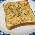 ととろ＆めい's cooksnap of when they made 鮭フレークとチーズマヨのトースト.