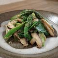 亀と空's cooksnap of when they made 分葱とアスパラの炒め物.