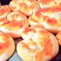 m0etsuN's cooksnap of when they made フンワ～リ♪　おいしいトルコパン　アチマ.