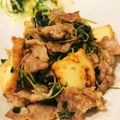 ろびmama's cooksnap of when they made 厚揚げ豆苗の豚こま甘醤油炒め〜生姜沢山〜.