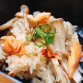 ★ぴよぴよ501★'s cooksnap of when they made 鮭ときのこと大葉の炊き込みご飯.