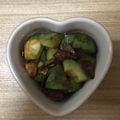 かおり♡♡♡'s cooksnap of when they made 固いアボカドのにんにく醤油炒め.