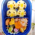 ぶちママ一姫二太郎's cooksnap of when they made キャラ弁簡単おにぎり運動会可愛いキャラ弁.