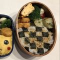 dechikg's cooksnap of when they made (σ・∀・)σ可愛い【市松模様の海苔弁】.