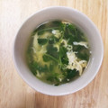 4児男子母さんの台所's cooksnap of when they made たっぷり豆苗と卵の中華スープ.