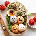 arare*'s cooksnap of when they made ハロウィンのデコいなり寿司…その1….