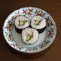 ☆雪鈴☆'s cooksnap of when they made 【締め鯖・胡瓜・ガリ・大葉の海苔巻き♪】.