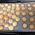 あやパン子's cooksnap of when they made 簡単♬サックリ卵白ラングドシャクッキー.