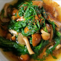 ＊キーツニャン＊'s cooksnap of when they made 白だしで簡単！春菊となめこのさっと煮.