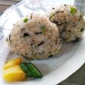 Yukiまむ's cooksnap of when they made 悪魔のより美味しい☆揚げ玉おにぎり.