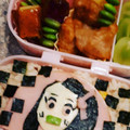 tomocopiro's cooksnap of when they made キャラ弁　鬼滅の刃　たんじろう&ねずこ.