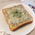 ともえcook's cooksnap of when they made しらすトースト.