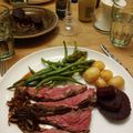 Doghana's cooksnap of when they made ビストロ風牛ステーキの玉ねぎソース.