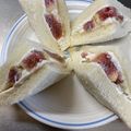 sarimori's cooksnap of when they made 水切りヨーグルトで無花果のサンドイッチ.
