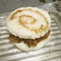 みみ母's cooksnap of when they made 生姜焼き♪ライスバーガー♡.