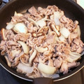 ♡yummy♡'s cooksnap of when they made 簡単★豚小間と椎茸のさっぱりマヨ炒め.