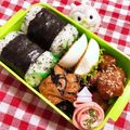 ひろママ✴︎'s cooksnap of when they made 青じそふりかけのおにぎり.