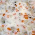 Gkims's cooksnap of when they made 【簡単】アサリの水煮缶でクラムチャウダー.
