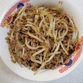 クックまのすけ's cooksnap of when they made 焼き肉のたれで！もやしと合い挽き肉炒め.