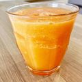 0402's cooksnap of when they made りんごと人参の美肌ジュース.