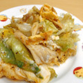 ★ぴよぴよ501★'s cooksnap of when they made 包丁いらず レタスと舞茸のマヨ炒め.