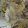 ☆エリック☆'s cooksnap of when they made ☆鶏手羽元とキャベツと茸の塩バター煮☆.