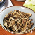 低カロ探検隊's cooksnap of when they made もう1品！5分で出来るきのこの白だし炒め.