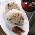 Yukiまむ's cooksnap of when they made 簡単！大人のネギ塩昆布のおにぎり.