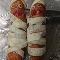 ｱﾕﾁﾝ's cooksnap of when they made 工作好きの 餃子の皮deミイラウィンナー.
