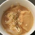 プラハの街並み's cooksnap of when they made お麩で！？簡単オニオングラタンスープ.