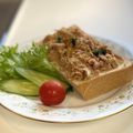 かっちゃん杉's cooksnap of when they made 朝食に！旨辛！ツナカレートースト.