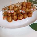 ♡えだ豆♡'s cooksnap of when they made ハロウィン☆ミニアメリカンドッグおばけ君.