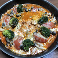 実菜都's cooksnap of when they made 秋鮭ととろ～りチーズのトマトパッツァ.