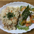 tamaさま's cooksnap of when they made 炊飯器☆de☆簡単エビピラフ.