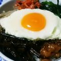 hirotyaa's cooksnap of when they made 乾燥ワラビを戻したナムルでビビンバ丼♪.