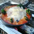 kanadoras's cooksnap of when they made 秋鮭ととろ～りチーズのトマトパッツァ.