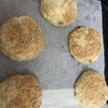michinisa's cooksnap of when they made ホットケーキミックス*ごまチーズパン.