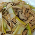 ママは華ちゃん's cooksnap of when they made 簡単美味しい！長ネギときのこの炒め物.