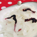 みっくママ's cooksnap of when they made レンジで簡単☆玉ねぎと赤じその和え物.