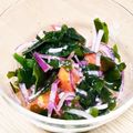 あーｍｂ's cooksnap of when they made トマトと若布のサラダ.