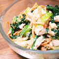 まっさまさママ's cooksnap of when they made レンジで簡単蒸し鶏と小松菜のごまマヨ和え.