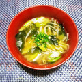 辰夫女子's cooksnap of when they made ネギともやしとワカメのお味噌汁.
