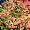 まゆ0916まる's cooksnap of when they made 牛肉とレンコンの甘辛どんぶり.