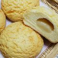 nyangomama's cooksnap of when they made 白あん入りメロンパン（ＨＢ使用）.