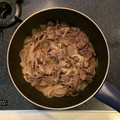 arak's cooksnap of when they made 簡単！牛丼☆とろとろ玉葱.