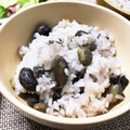 orion1550's cooksnap of when they made 黒豆枝豆のごはん.